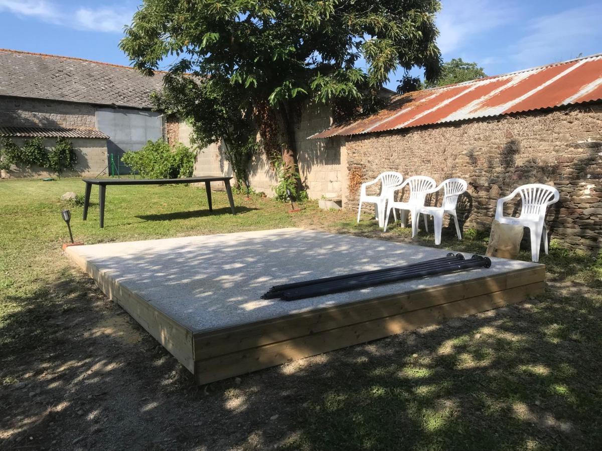 Hebergements Situes A 6 Kms Du Mont Saint Michel Tanis Eksteriør bilde