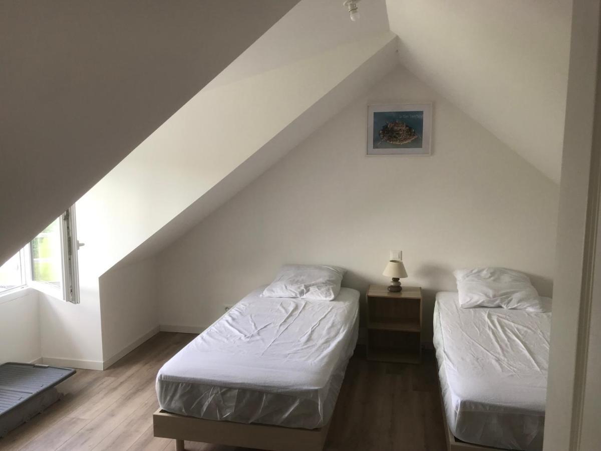 Hebergements Situes A 6 Kms Du Mont Saint Michel Tanis Eksteriør bilde